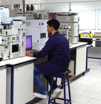 Controle-de-Qualidade-Laboratório Controle-de-Qualidade-Laboratório